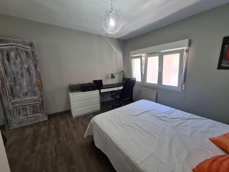 A Un Paso De La Playa, Amplio Apartamento Gijón Esterno foto